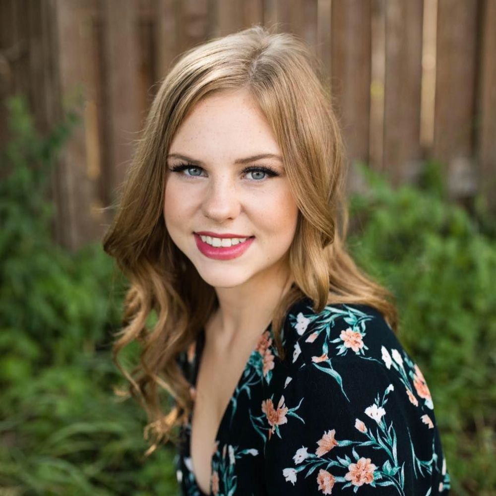 Meet your Posher, Carissa